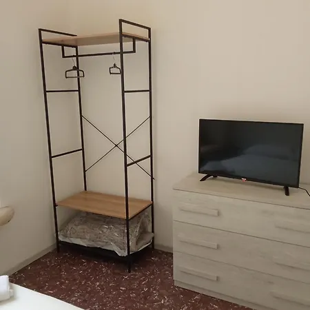 בית הארחה L'affaire Du Collier