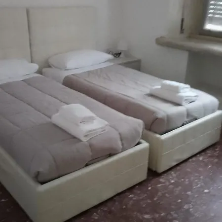 Guest house L'affaire Du Collier
