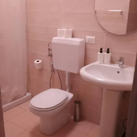 L'affaire Du Collier *