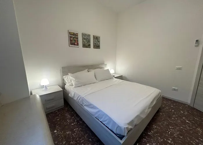 L'affaire Du Collier Πανσιόν Μπέργκαμο